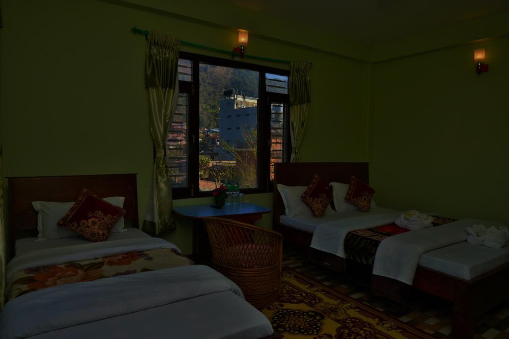 โฮเต็ล แมนดาลา Hotel โพคารา ภายนอก รูปภาพ